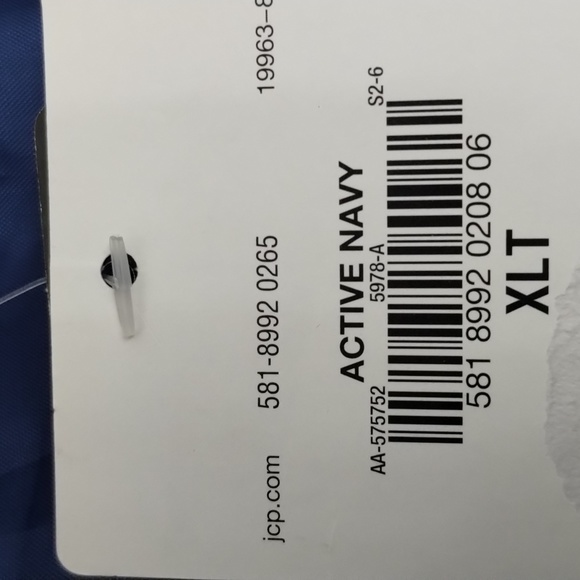 Men's Hooded Puffer Vest - Picture 4 of 4